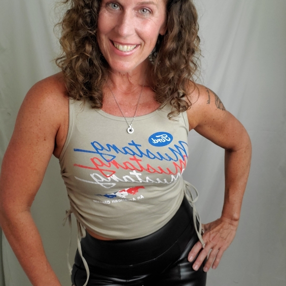 Ford Mustang retro vintage style tank top - Picture 6 of 11